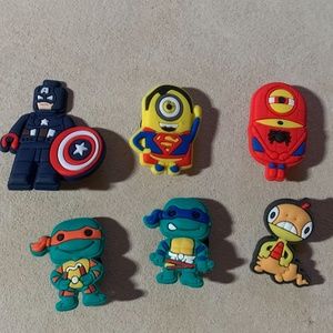 6 ASSORTED SHOE CHARMS FOR DECORATING - TURTLES ETC...